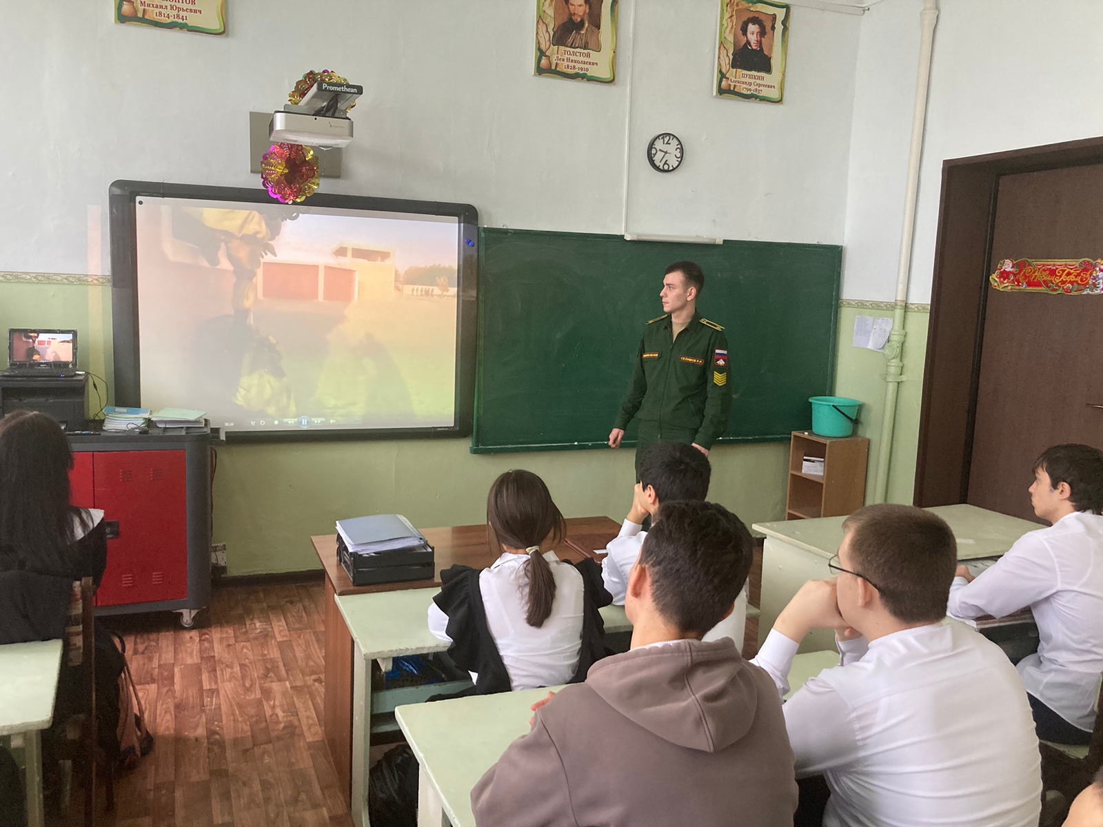 Беседа-агитация у выпускников МКОУ СОШ 7 им. М. Горького..